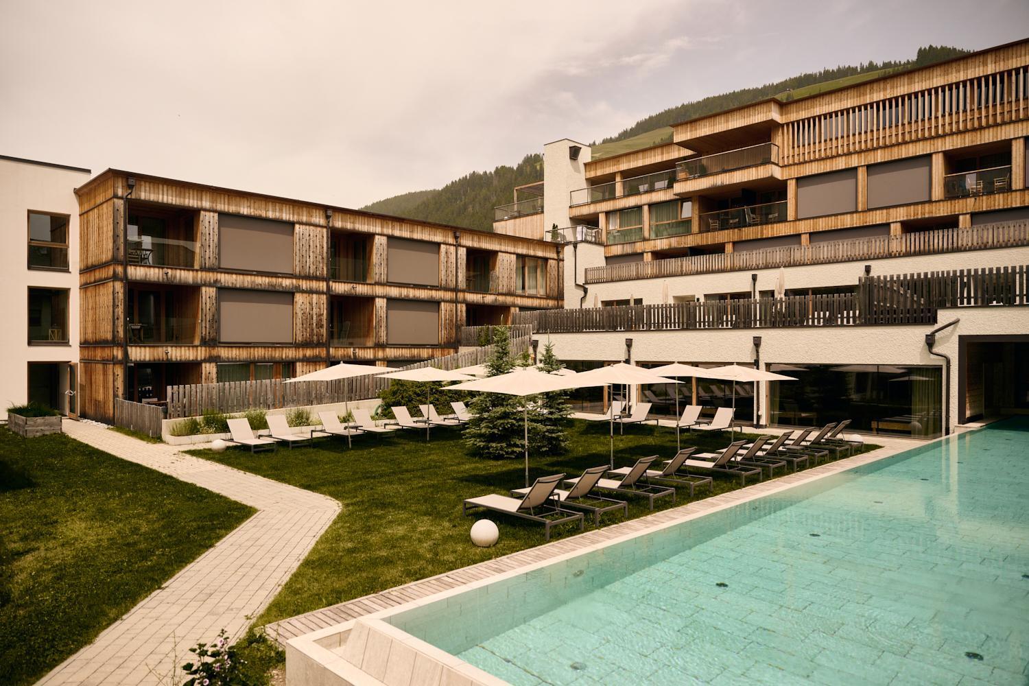 Hirben Naturlaub Villabassa Exterior foto